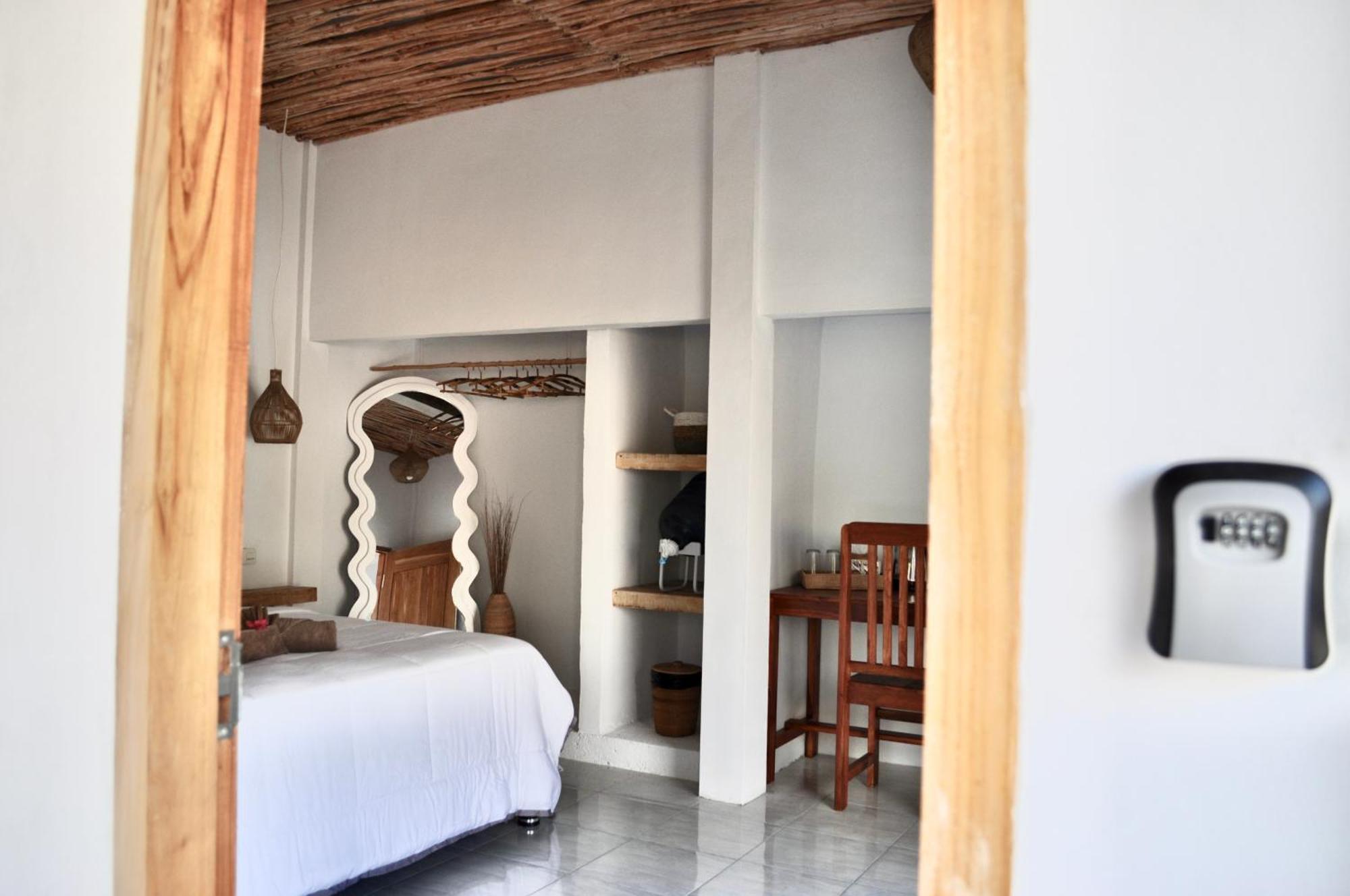 Ripbowl Guest House Selong Blanak Exterior foto