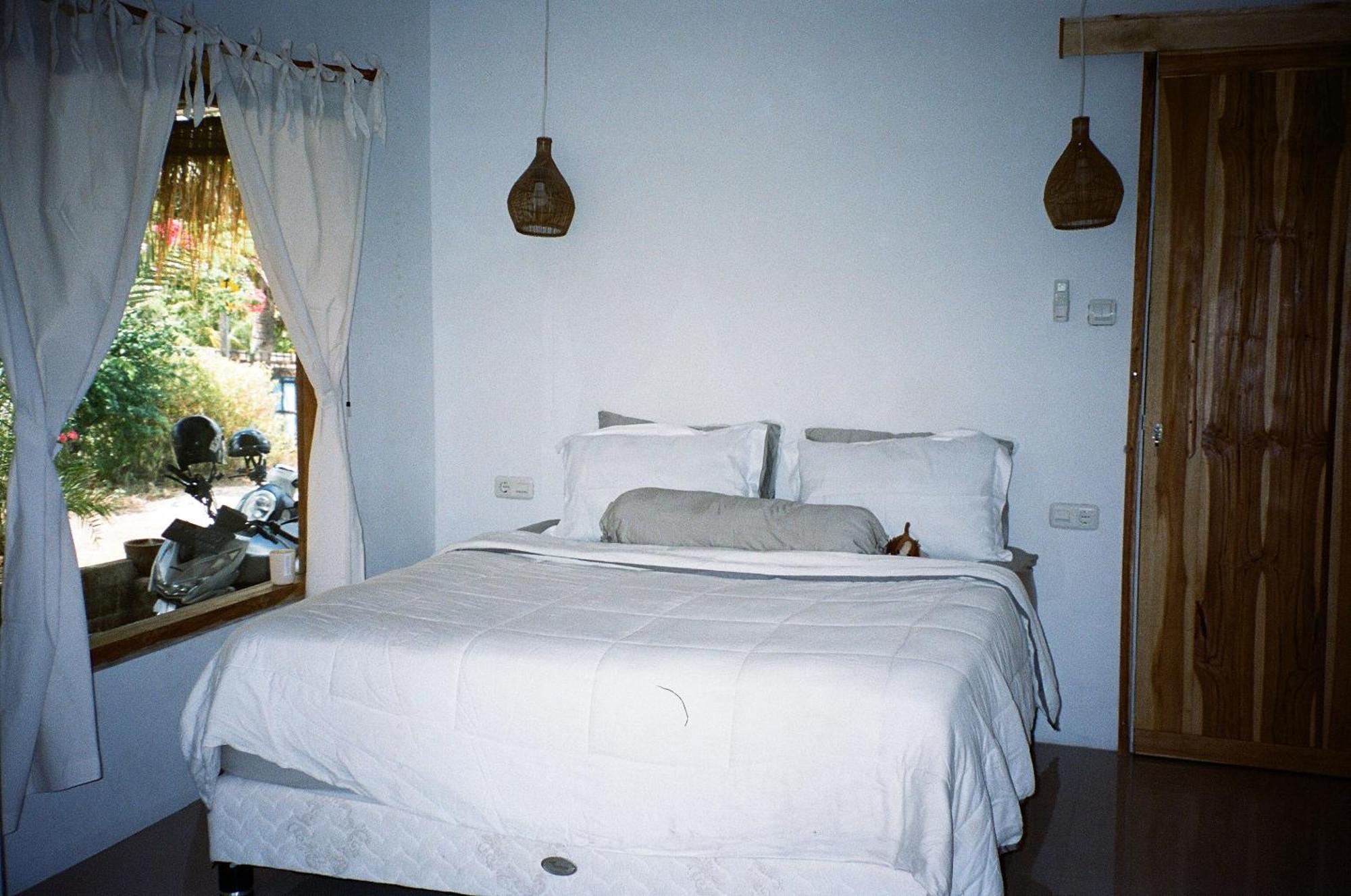 Ripbowl Guest House Selong Blanak Exterior foto